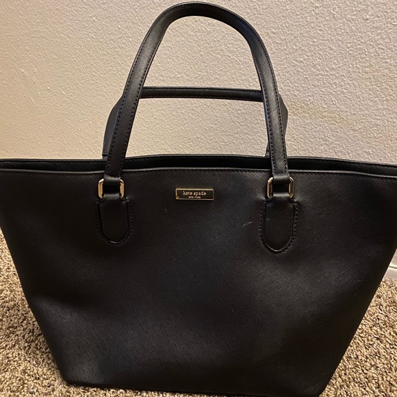 Black Kate spade purse - Picture 1 of 2